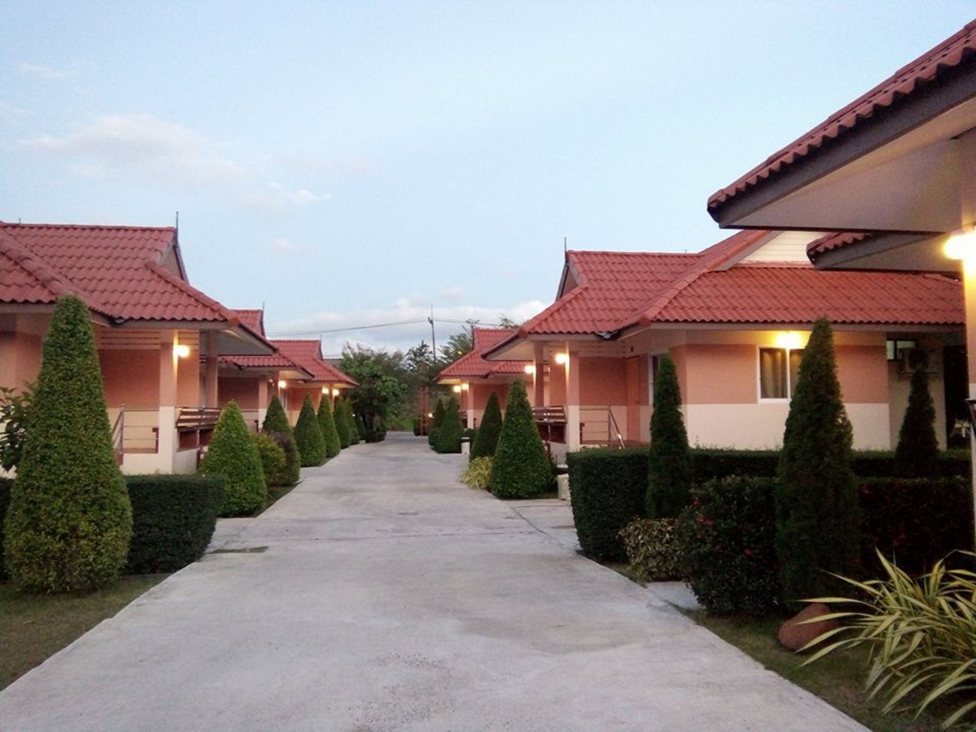 Naris Phuview Resort Satun Bagian luar foto
